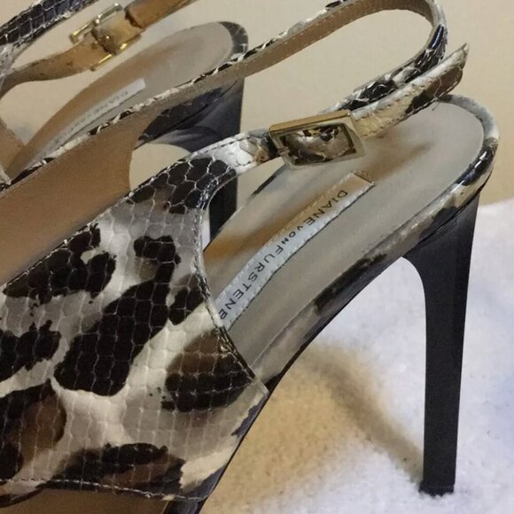 Diane von Furstenberg Graphic Open-Toe Slingback Heels in Snakeskin (8.5B) - Picture 6 of 10